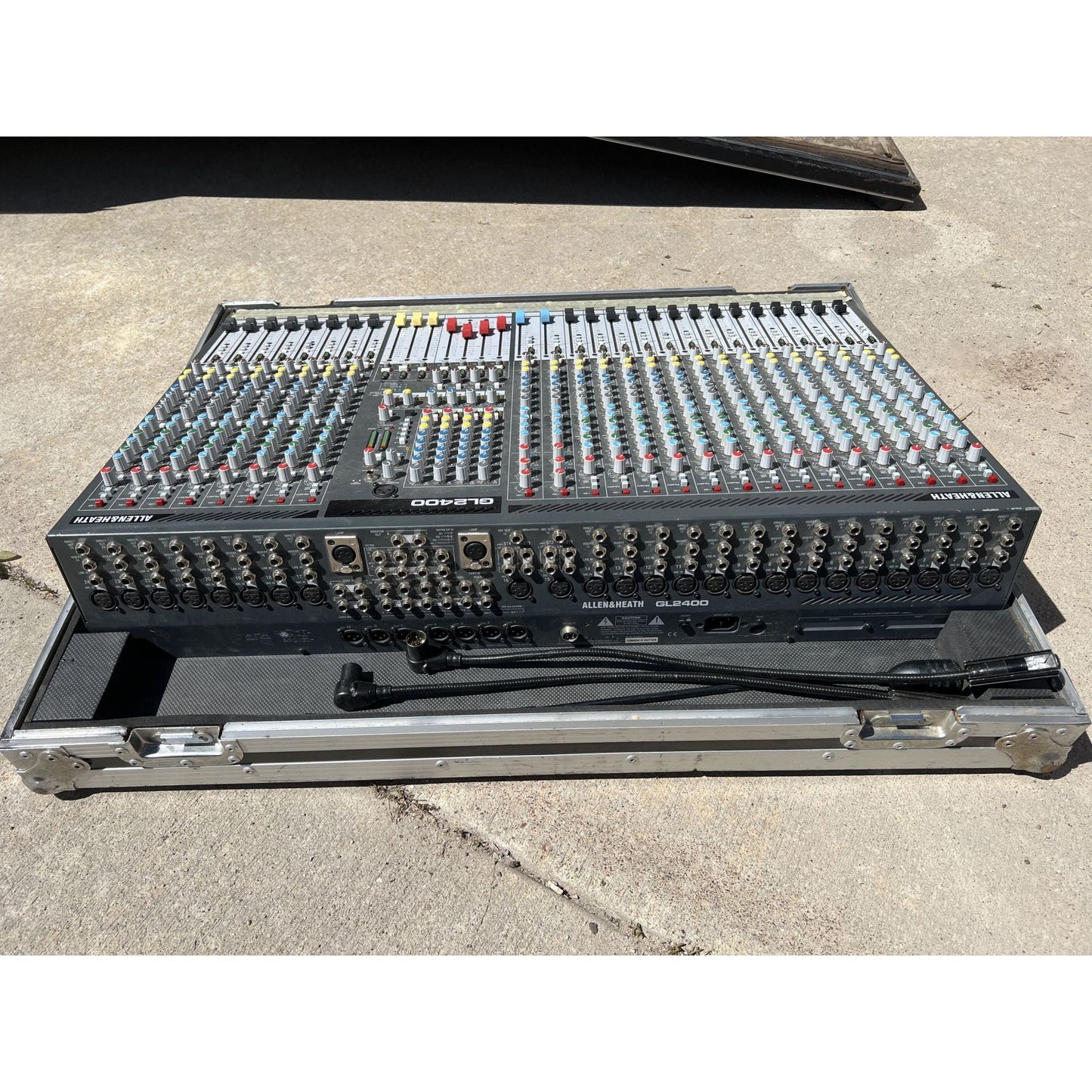 Allen & Heath - GL 2400 Mixer