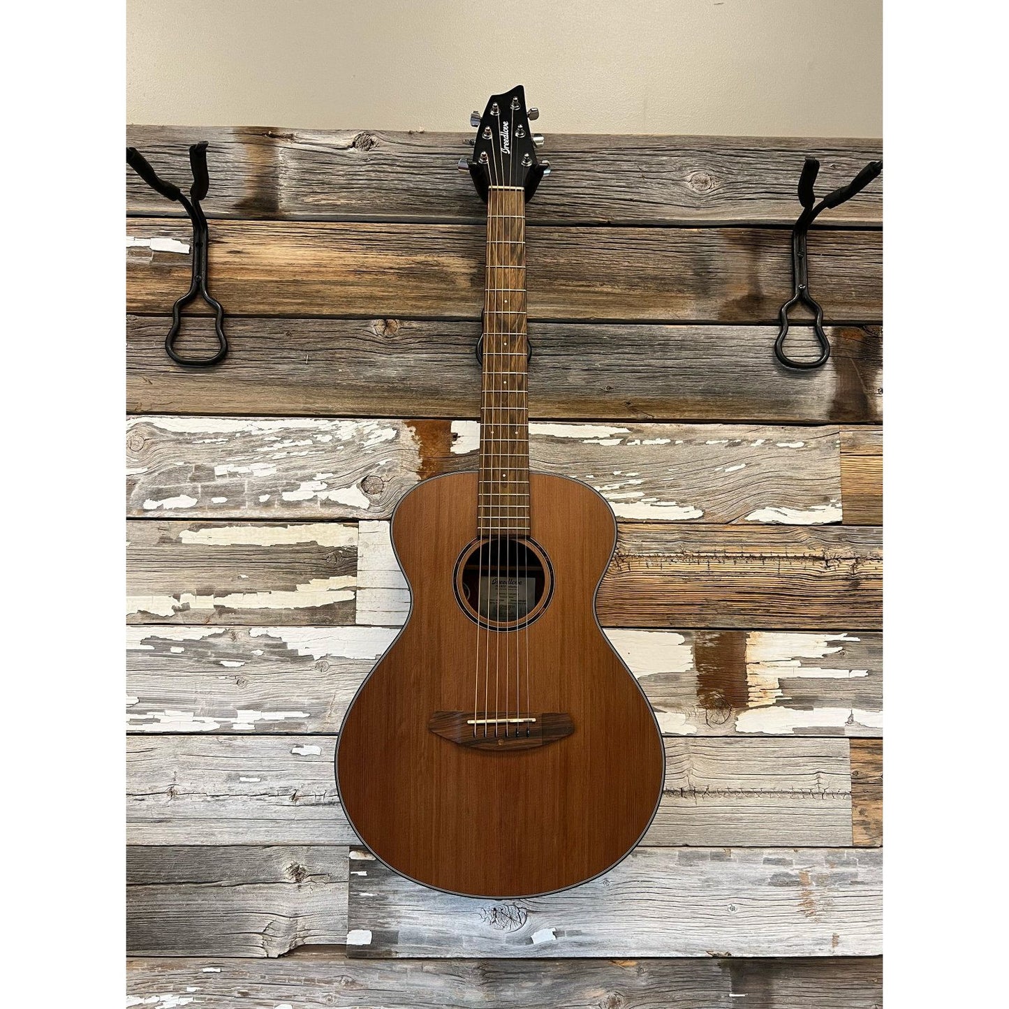 LIKE NEW Breedlove Discovery Companion, Natural