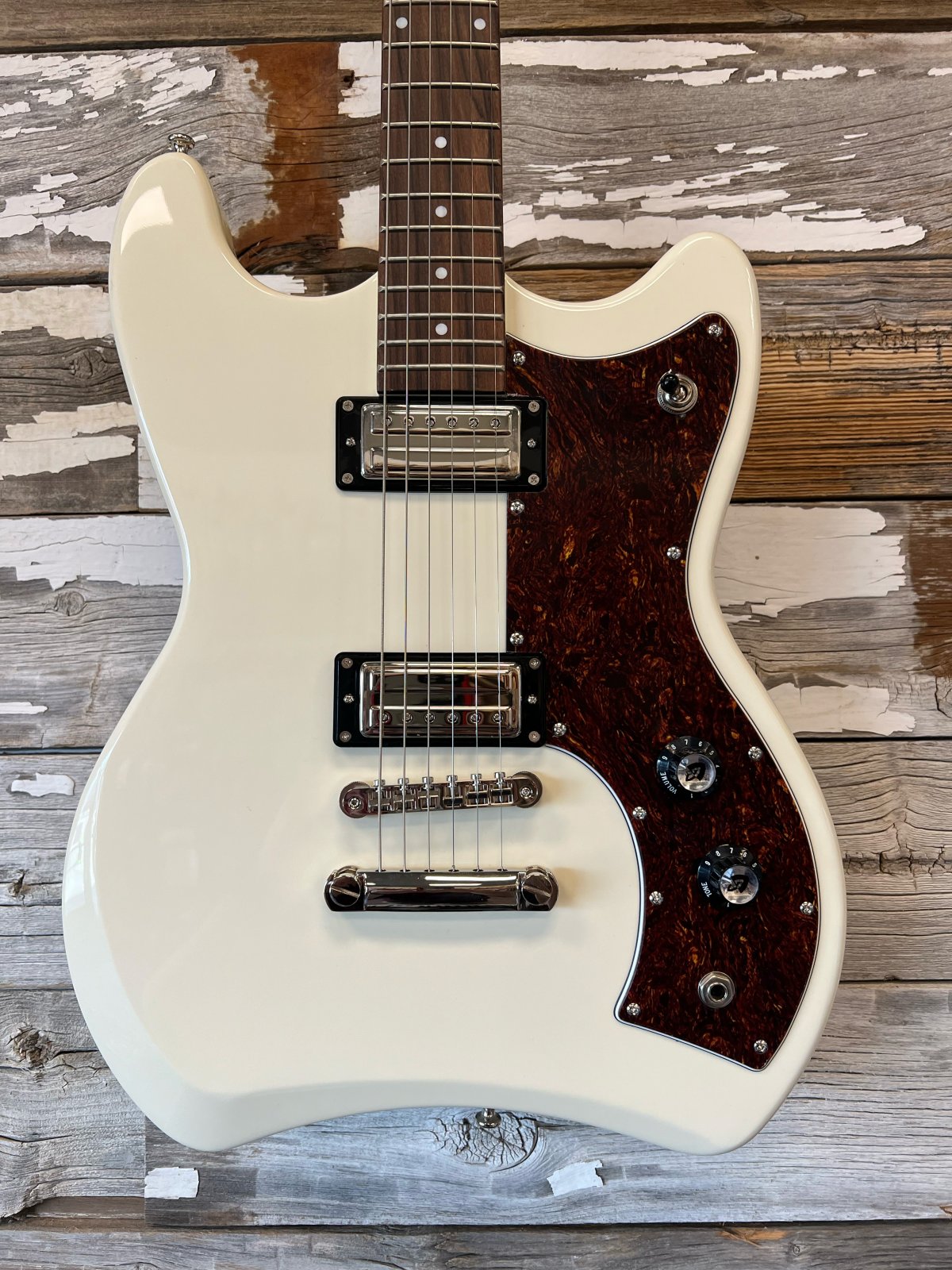 LIKE NEW Guild Jetstar Electric Guitar - Vintage White