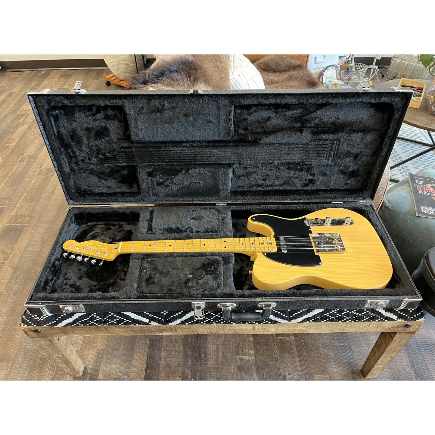 Fender Squire Telecaster 50s Classic Vibe with Hard Case