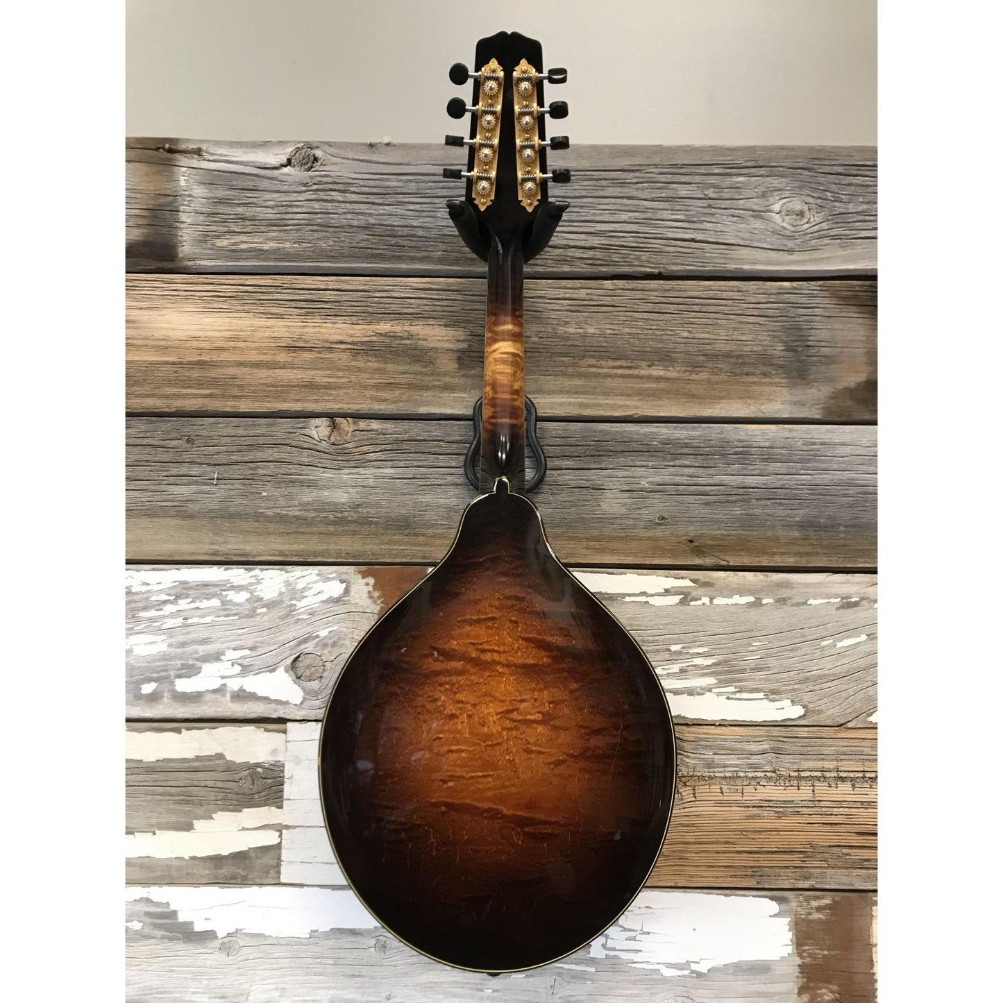 Ellis A-5 Reserve Mandolin with Engraved James Tailpiece w/deluxe branded hard case