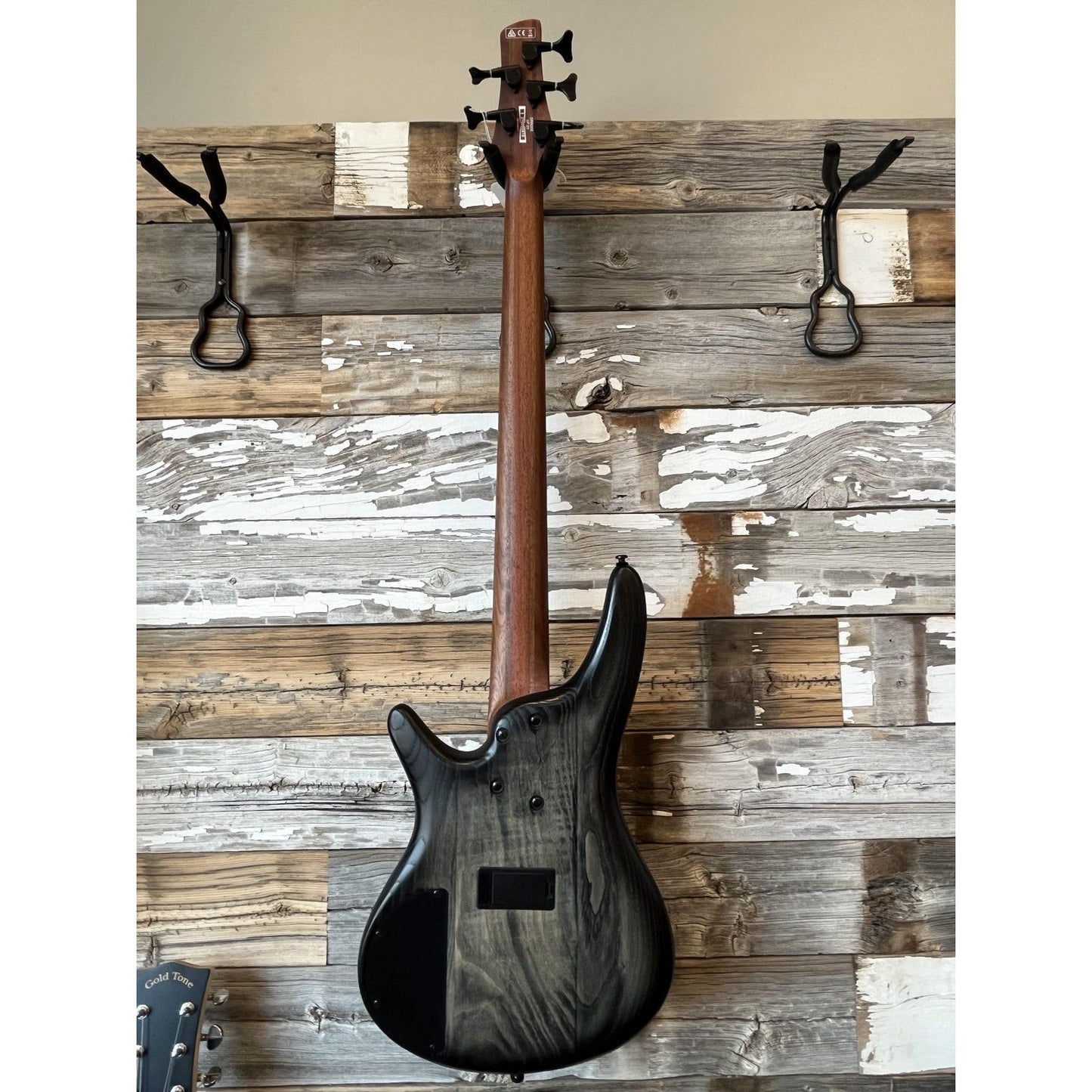USED Ibanez Soundgear 5 String Electric Bass w/ hard case
