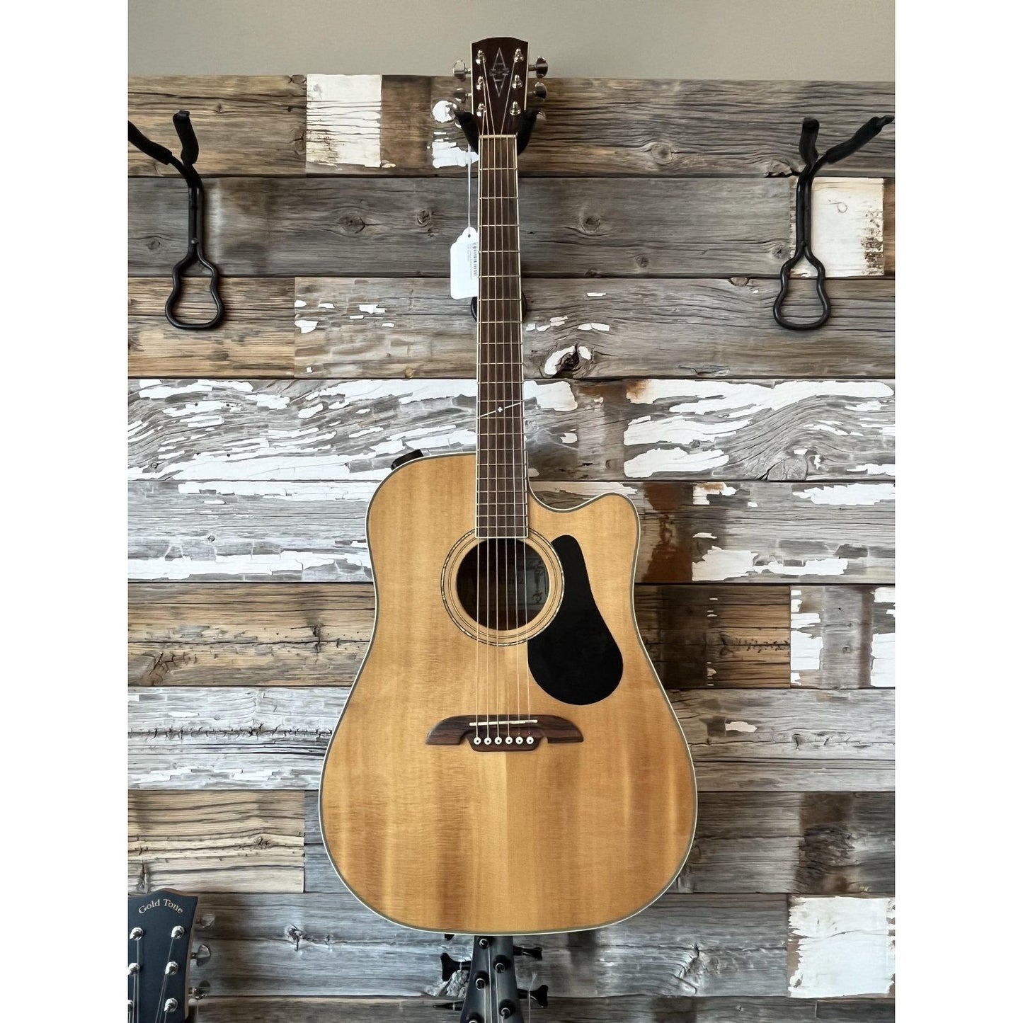 USED Alvarez AD60SC Cutaway Dreadnought Guitar w/ case