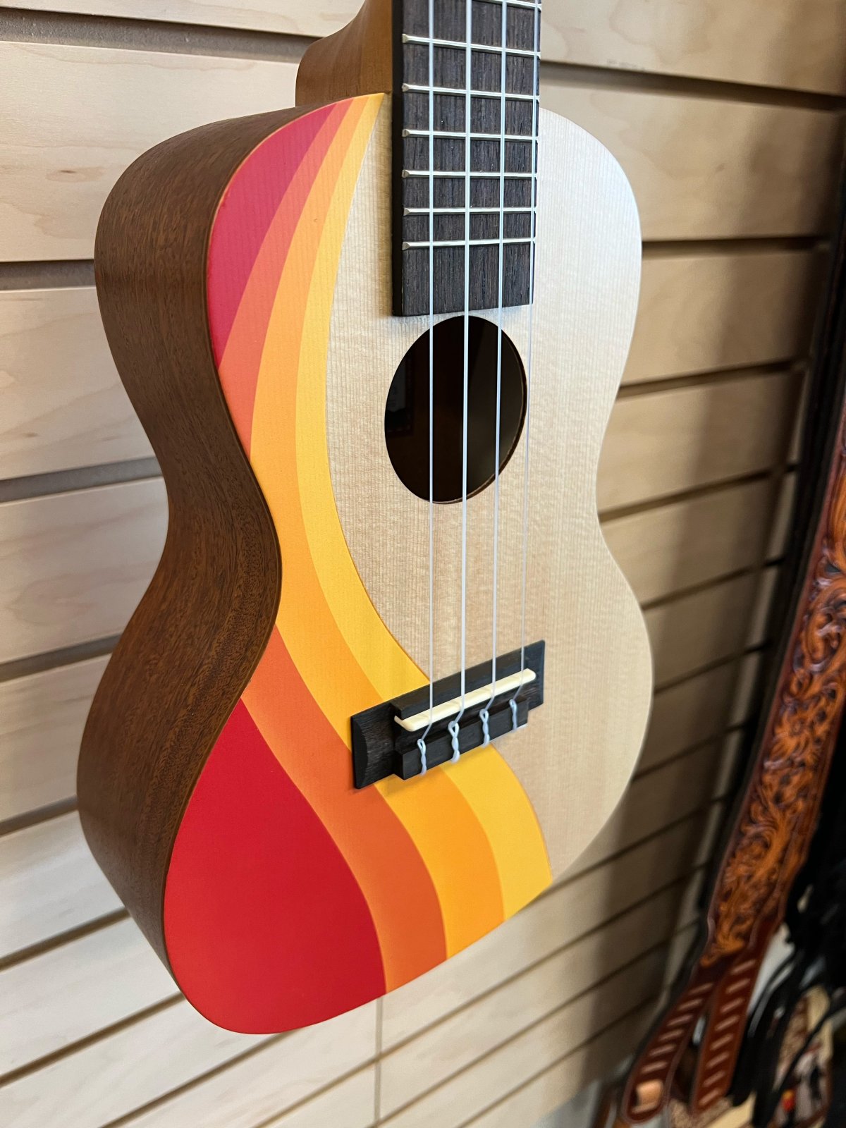 Kala Swell Surfboard Concert Ukulele