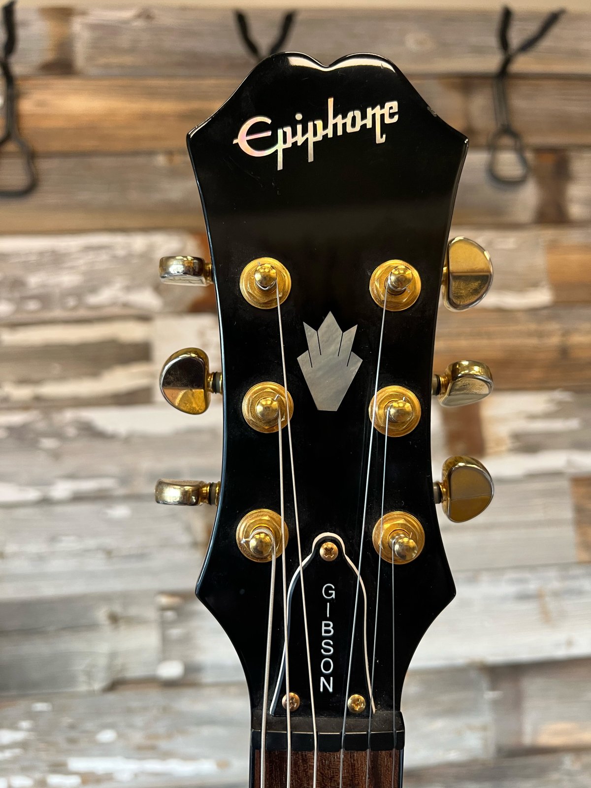 Used - 2003 Chet Atkins Epiphone w/hard case