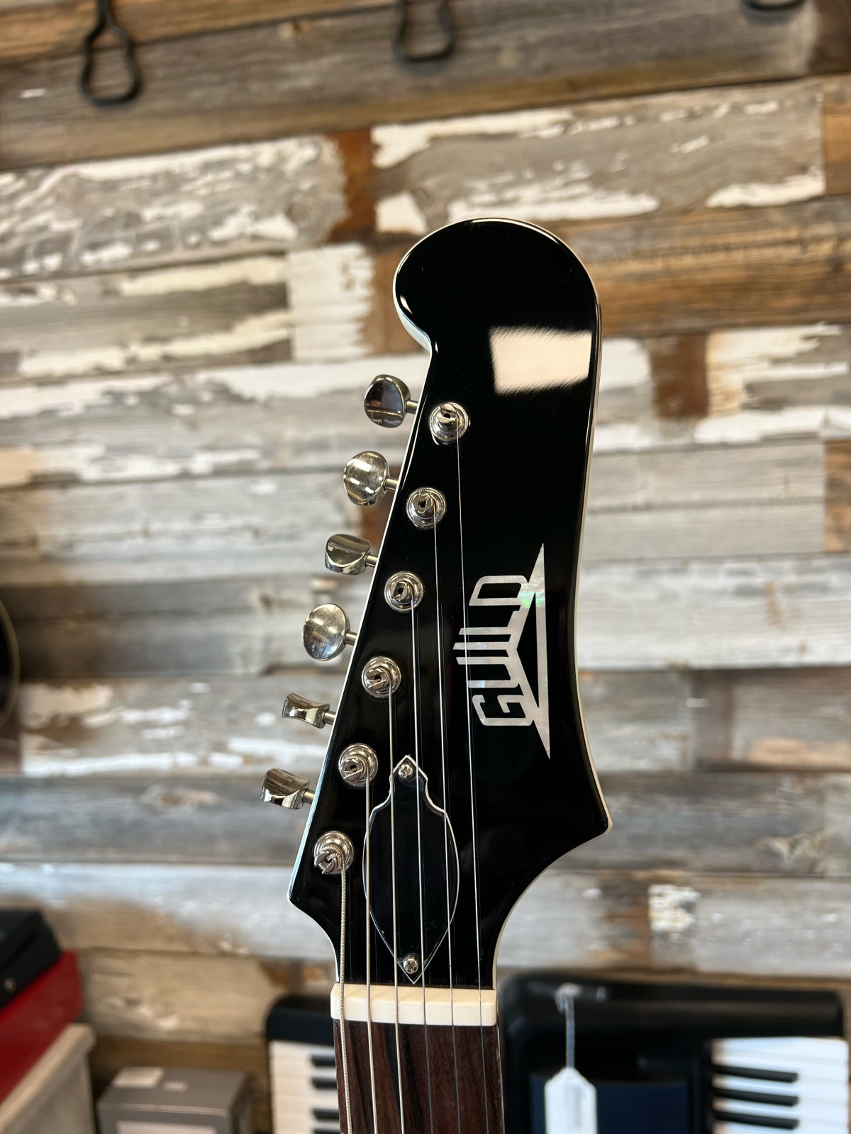 LIKE NEW Guild Jetstar Electric Guitar - Vintage White
