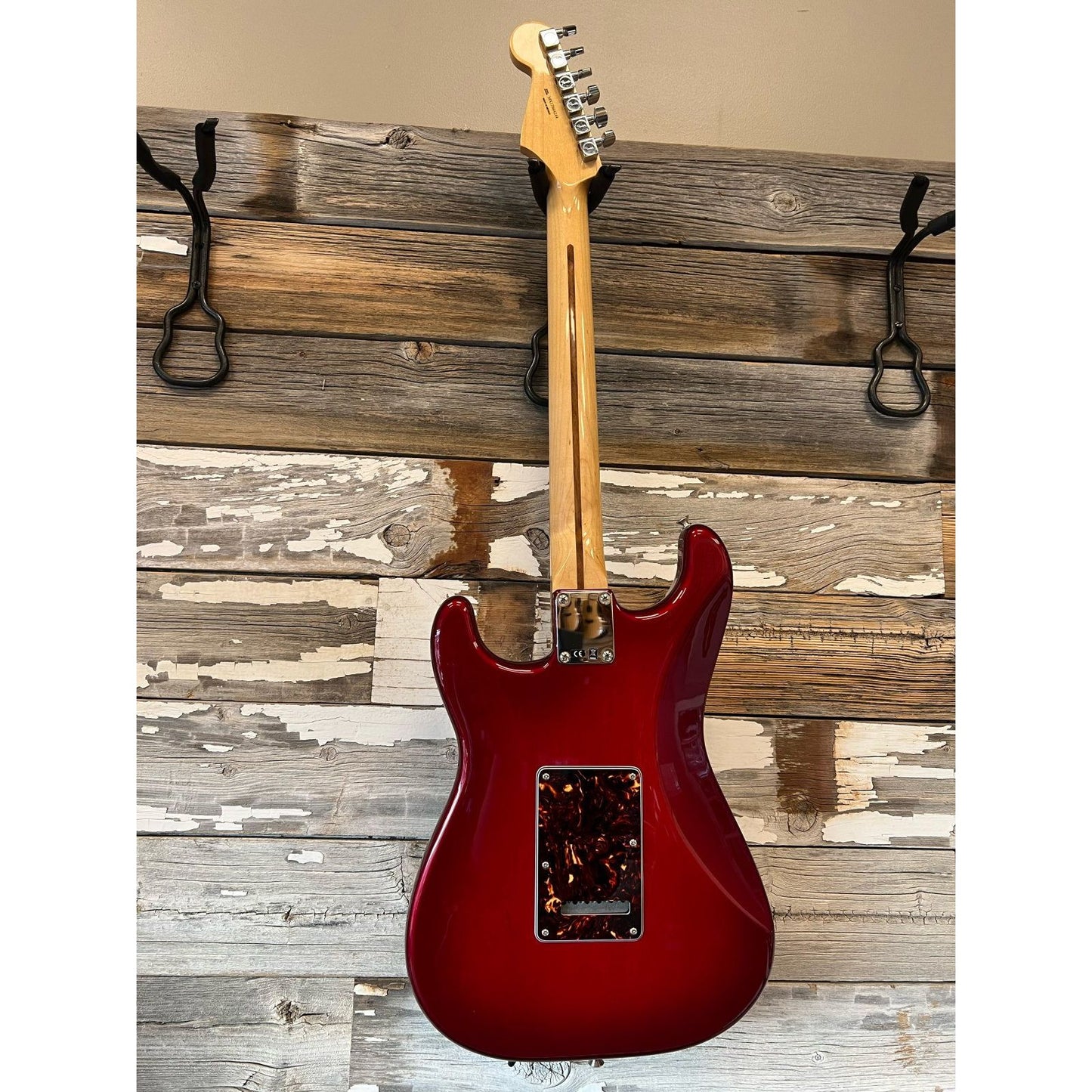 Used - Fender Stratocaster - MIM - Candy Apple Red